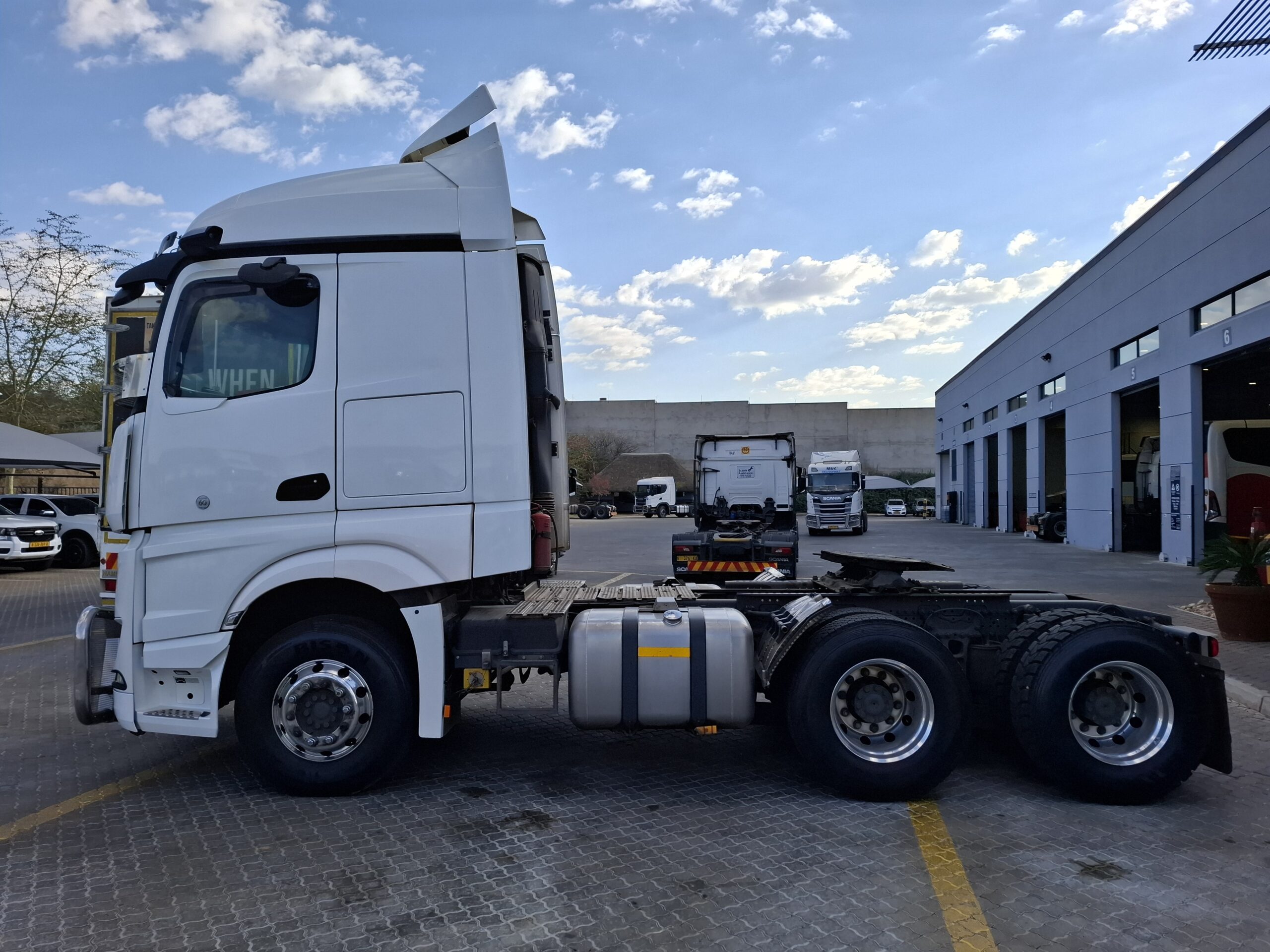 2021 Mercedes Benz 2652 6×4
