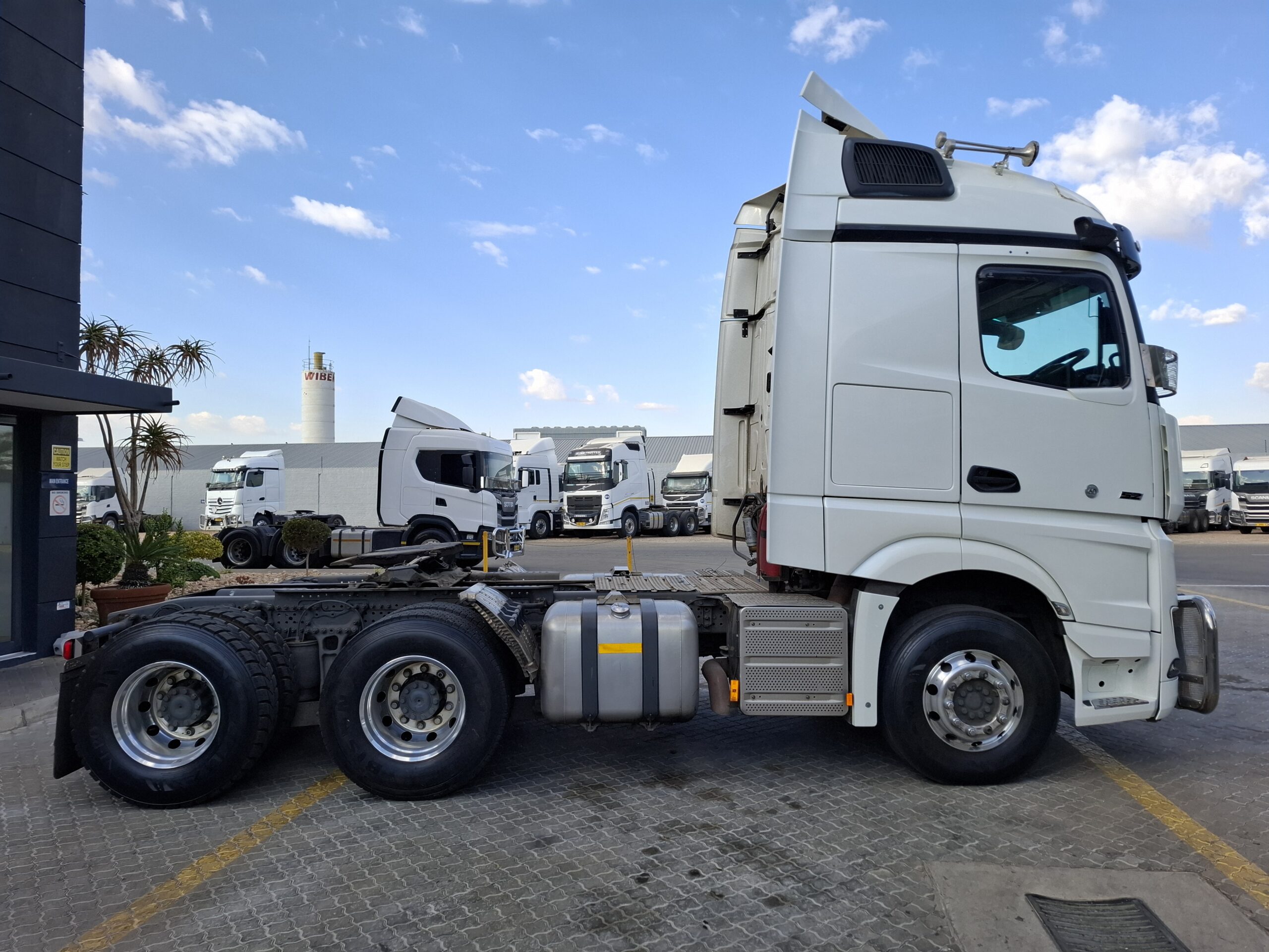 2021 Mercedes Benz 2652 6×4