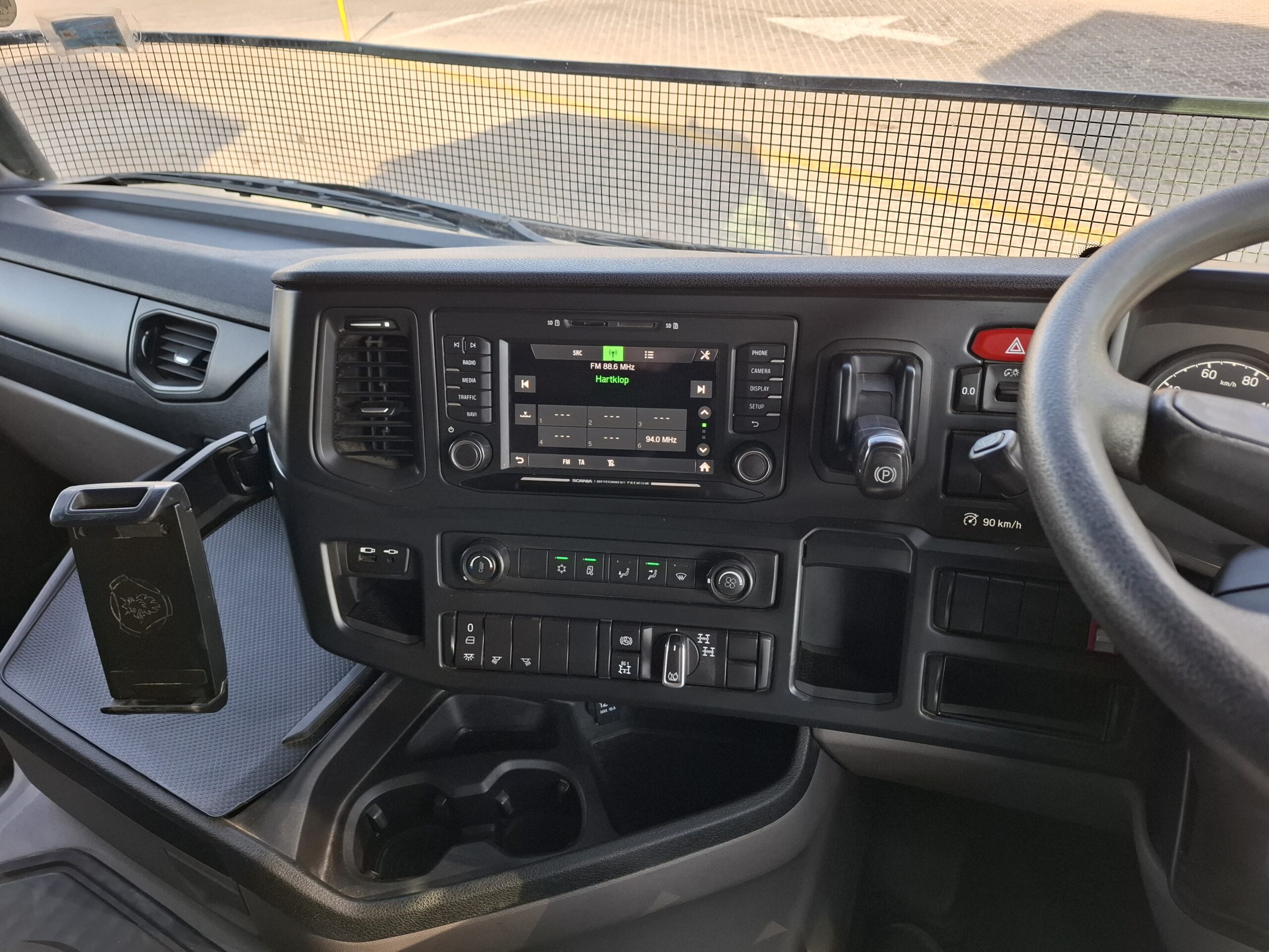 
								2022 Scania G460 full									
